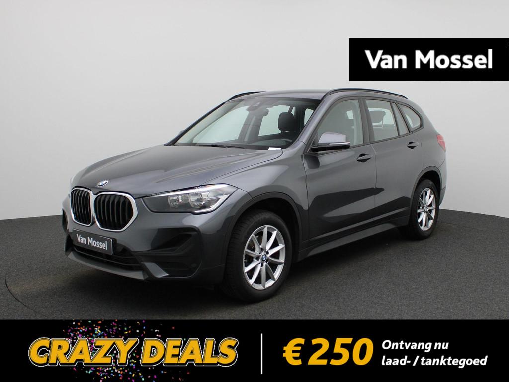 BMW X1 sDrive18iA (100 kW), Auto's, Stof, Gebruikt, 136 pk, 5 zetels