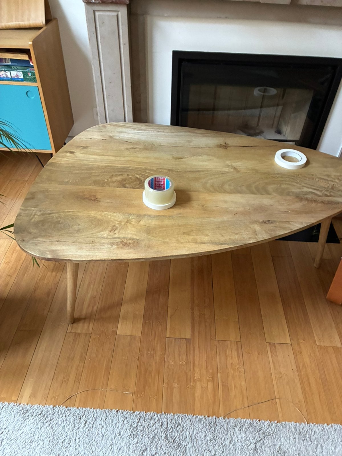 Kleine woonkamertafel in Scandinavische stijl, Ophalen, Gebruikt