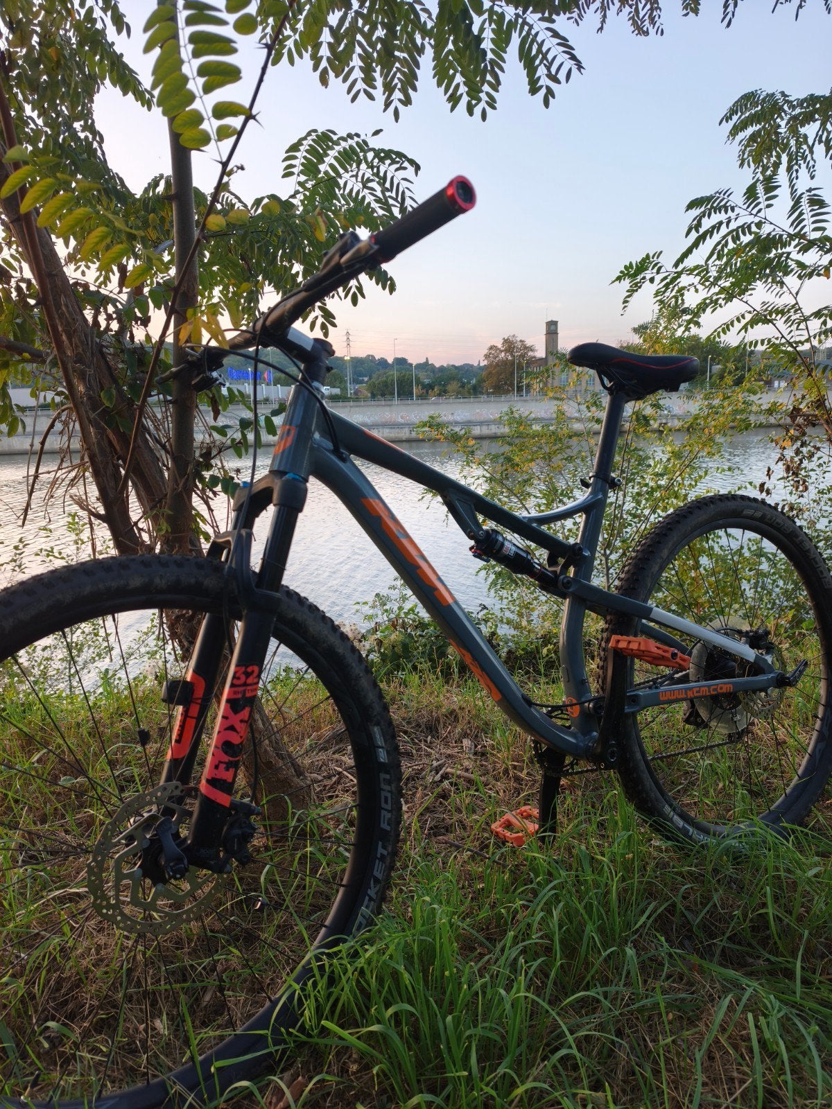 VTT ktm full suspendu, Enlèvement