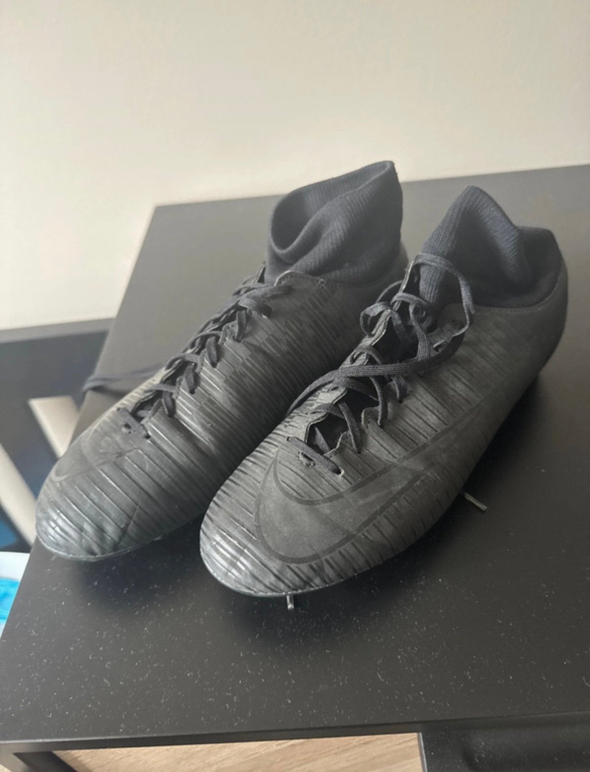Nike Mercurial Voetbalschoenen Zwart maat 42,5, Sport en Fitness, Voetbal, Ophalen of Verzenden, Zo goed als nieuw