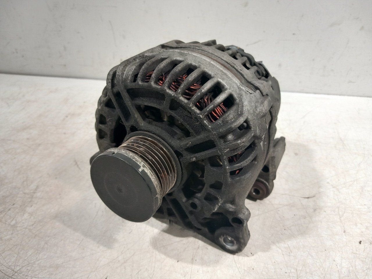 Dynamo Volkswagen Tiguan, Onderdelen@venauto.nl, Van der Ven Autorecycling B.V., Gebruikt, Ettenseweg 76, 4706 PB Roosendaal, The Netherlands