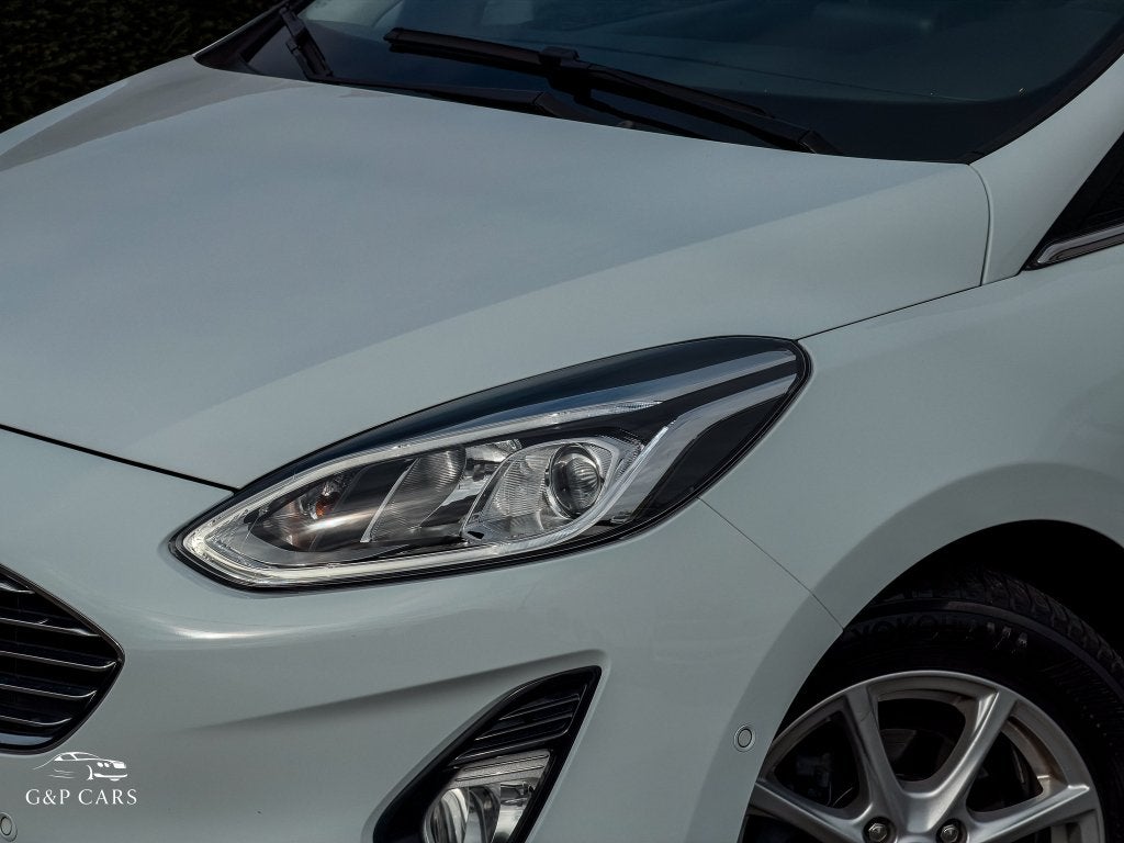 Ford Fiesta 1.0 EcoBoost | Camera | CarPlay | Zetelverw., Voorwielaandrijving, Stof, Wit, 5 deurs