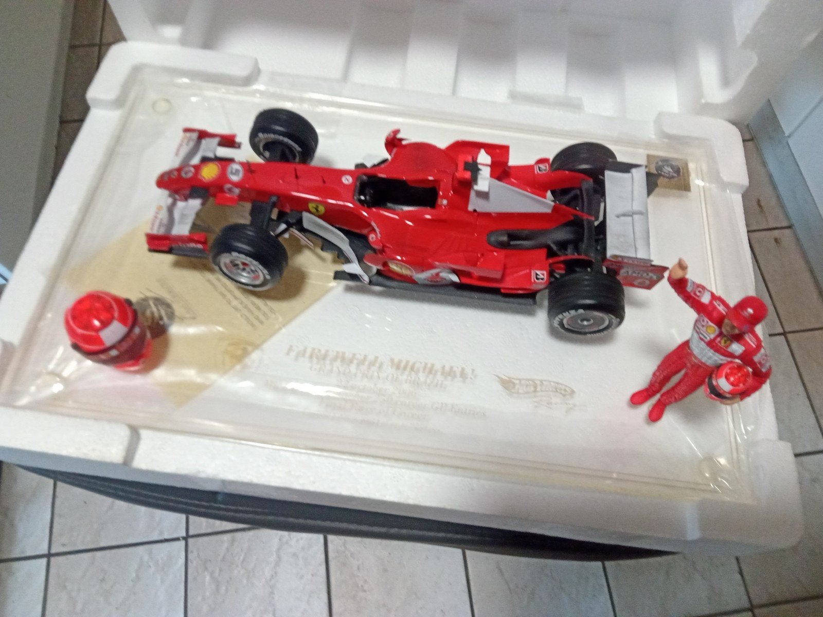 Zeldzaam! 1/18 Hot Wheels Ferrari 248 F1 Michael Schumacher, Ophalen, Hot Wheels