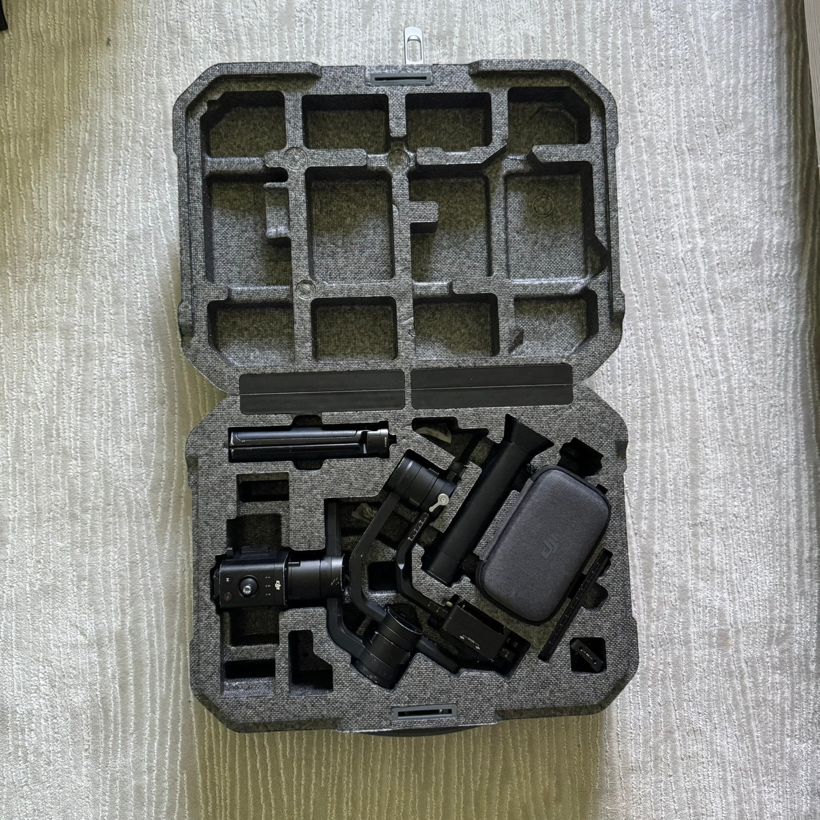 Camera Gimbal DJI Ronin S, Stabilisation sur 3 axes, DJI, Enlèvement, Utilisé