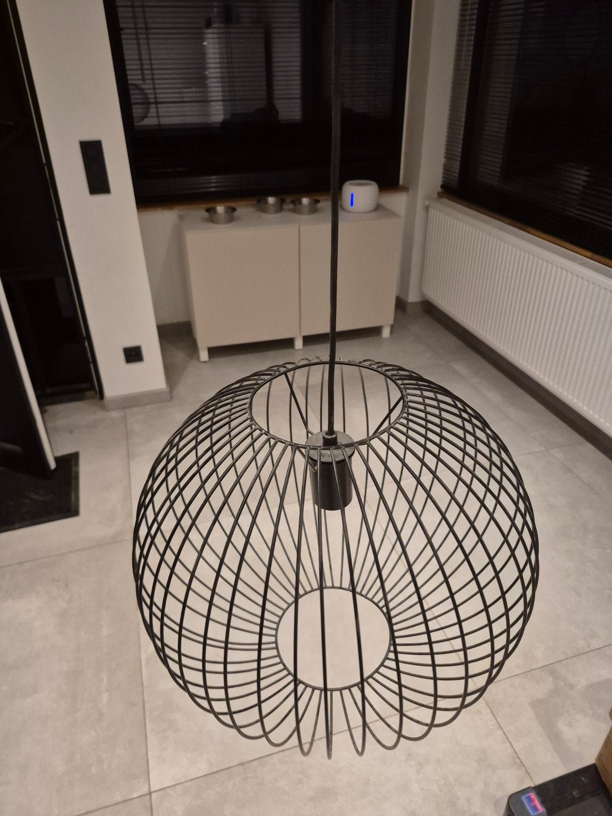 ronde zwarte luster, Ophalen
