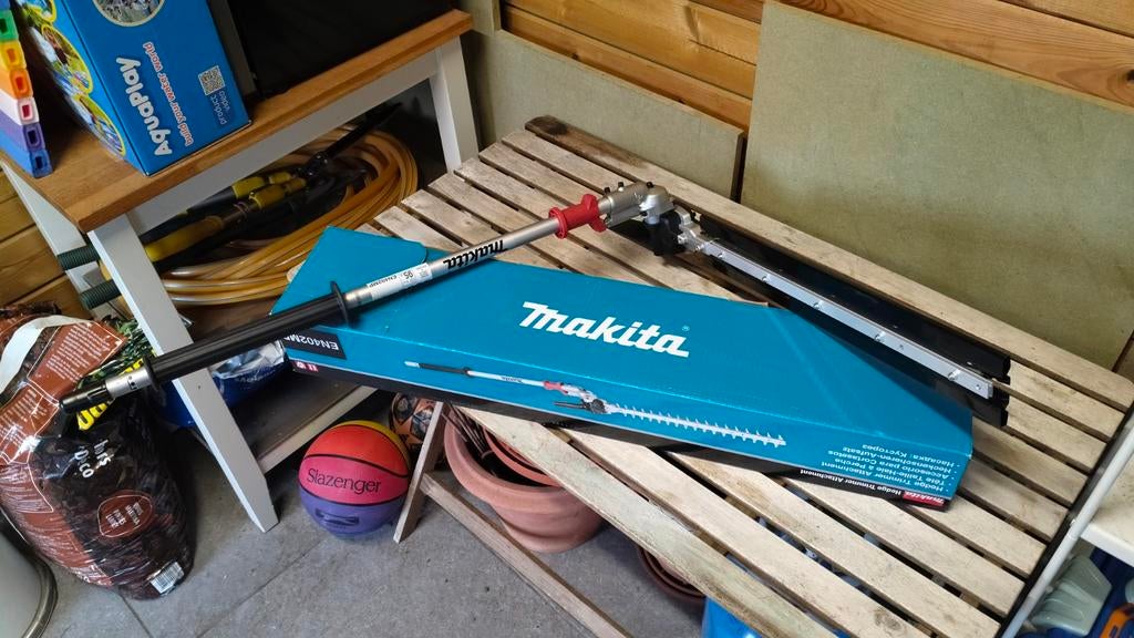 Makita EN402MP heggenschaar opzetstuk, Watersport en Boten, Suppen, Ophalen