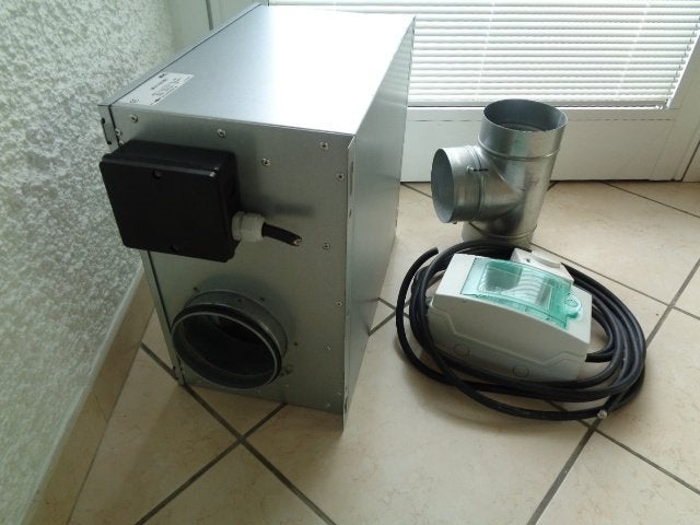 Caisson de ventilation insonorisé. Marque: " ATC, Bricolage & Construction, Ventilation & Extraction, Enlèvement, Utilisé