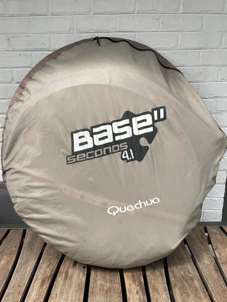 Tente instantanée Quechua, modèle Base Seconds 4.1, Enlèvement, Comme neuf, Jusqu'à 4