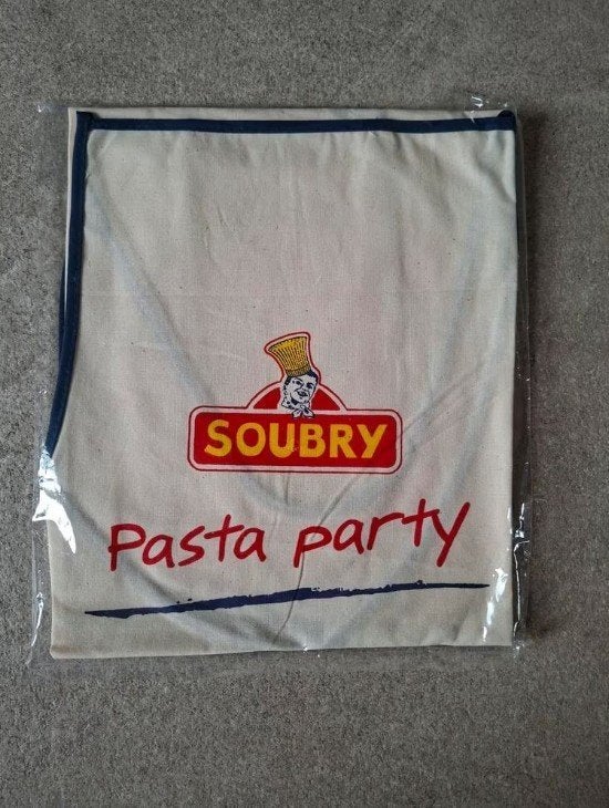 Nog nieuw: keukenschort van Soubry - 'Pasta Party', Huis en Inrichting, Ophalen of Verzenden, Nieuw