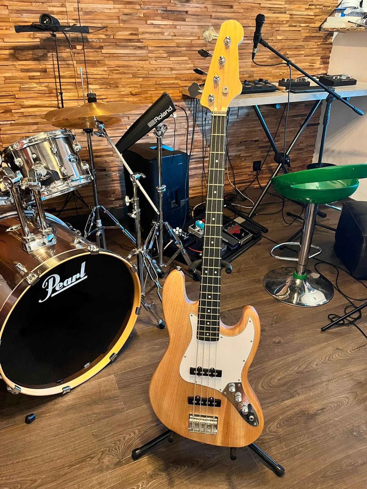 Basse électrique de kit Harley Benton, Muziek en Instrumenten, Snaarinstrumenten | Gitaren | Bas, Ophalen, Elektrisch
