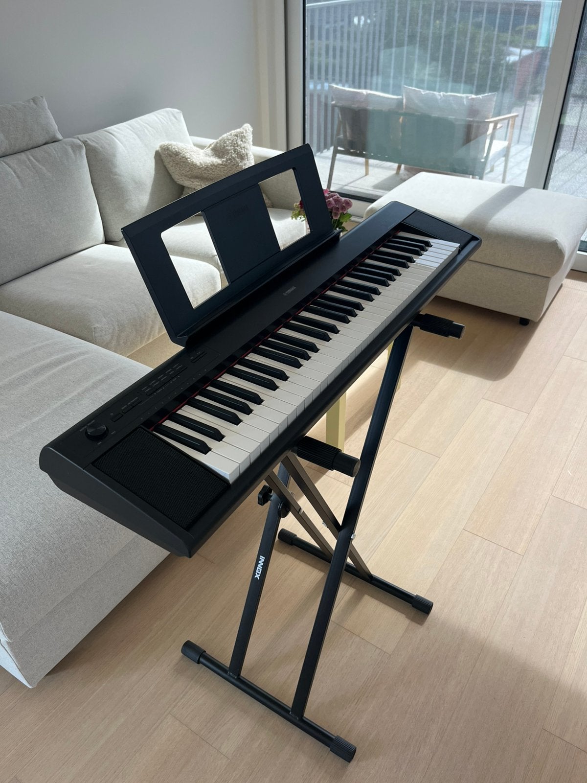 Yamaha NP-12 Piaggero piano, Musique & Instruments, Pianos, Enlèvement, Comme neuf, Noir, Piano
