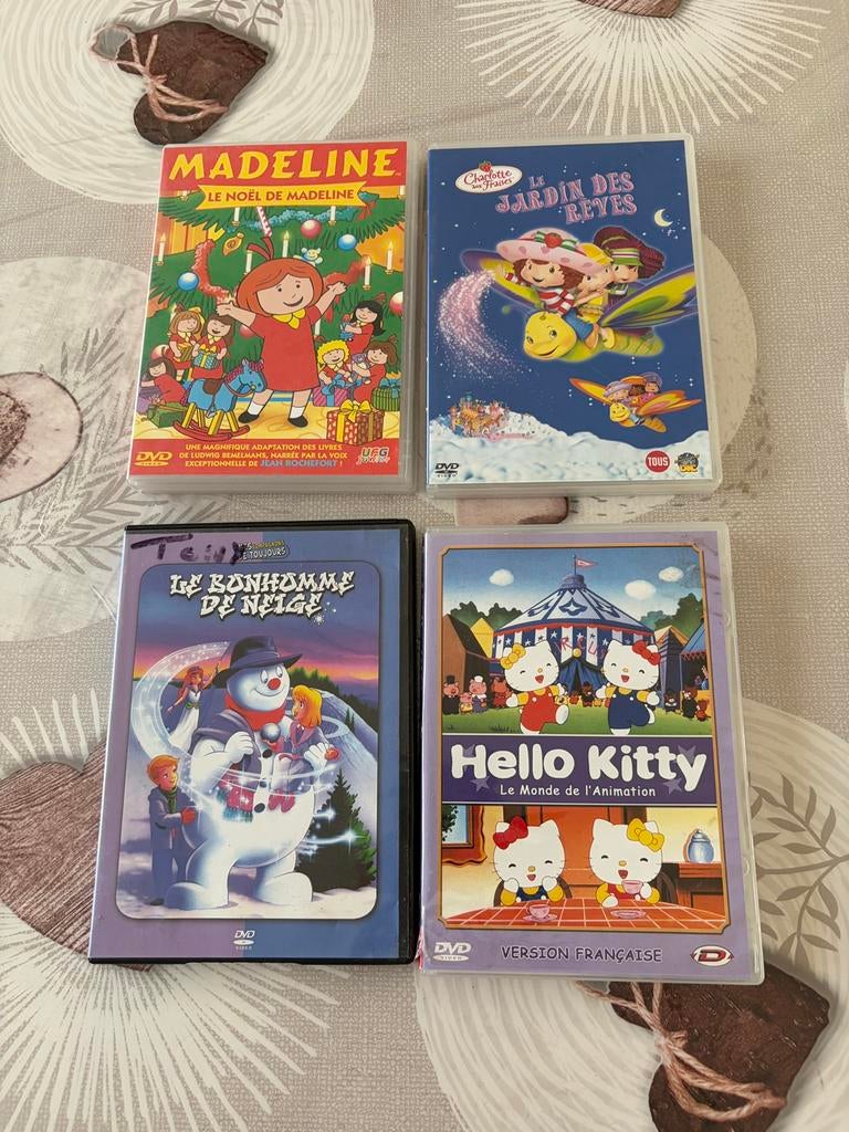 Lot de 4 DVD enfants, Enlèvement ou Envoi, Comme neuf