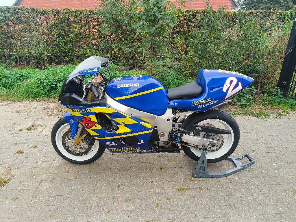 Suzuki gsx-r 600 SRAD, Motoren, Sportuitlaat, 4 cilinders, Motorrijbewijs A, Gebruikt