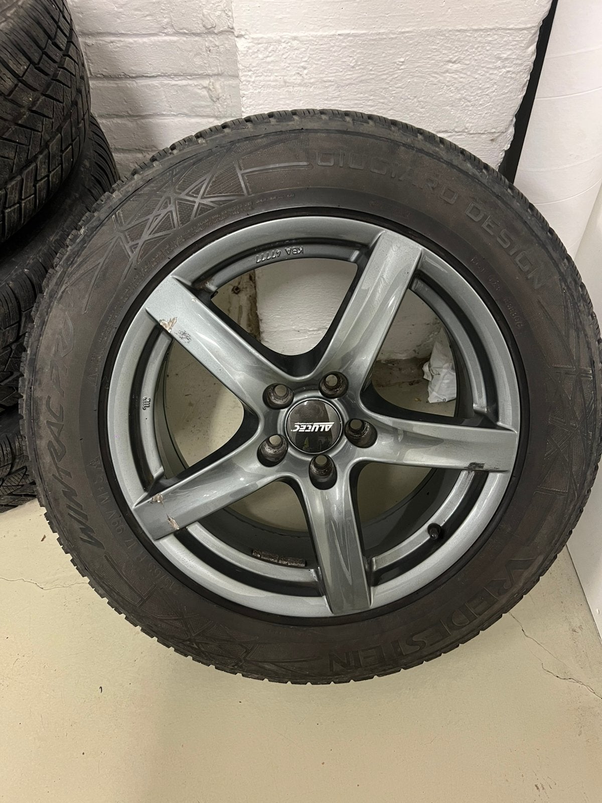 Jantes avec pneus hiver neuf pour peugeot 3008/5008, Autos : Pièces & Accessoires, Pneus et Jantes, Véhicule de tourisme, 17 pouces