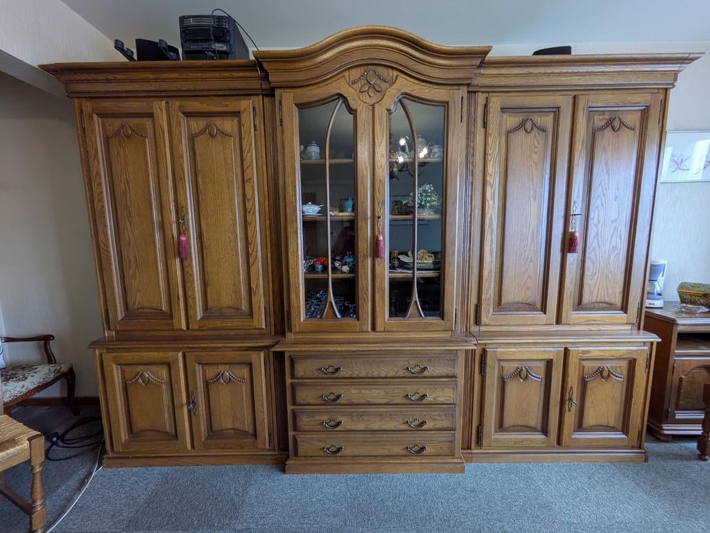 Grote buffetkast in perfecte staat - landelijke stijl, Huis en Inrichting, Kasten | Buffetkasten, Ophalen, Met deur(en), Landelijk, vintage