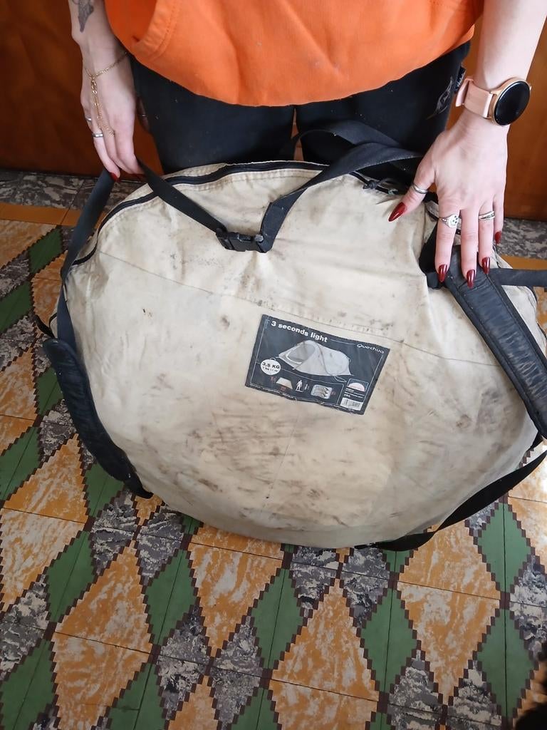 Kampeer materiaal, Enlèvement
