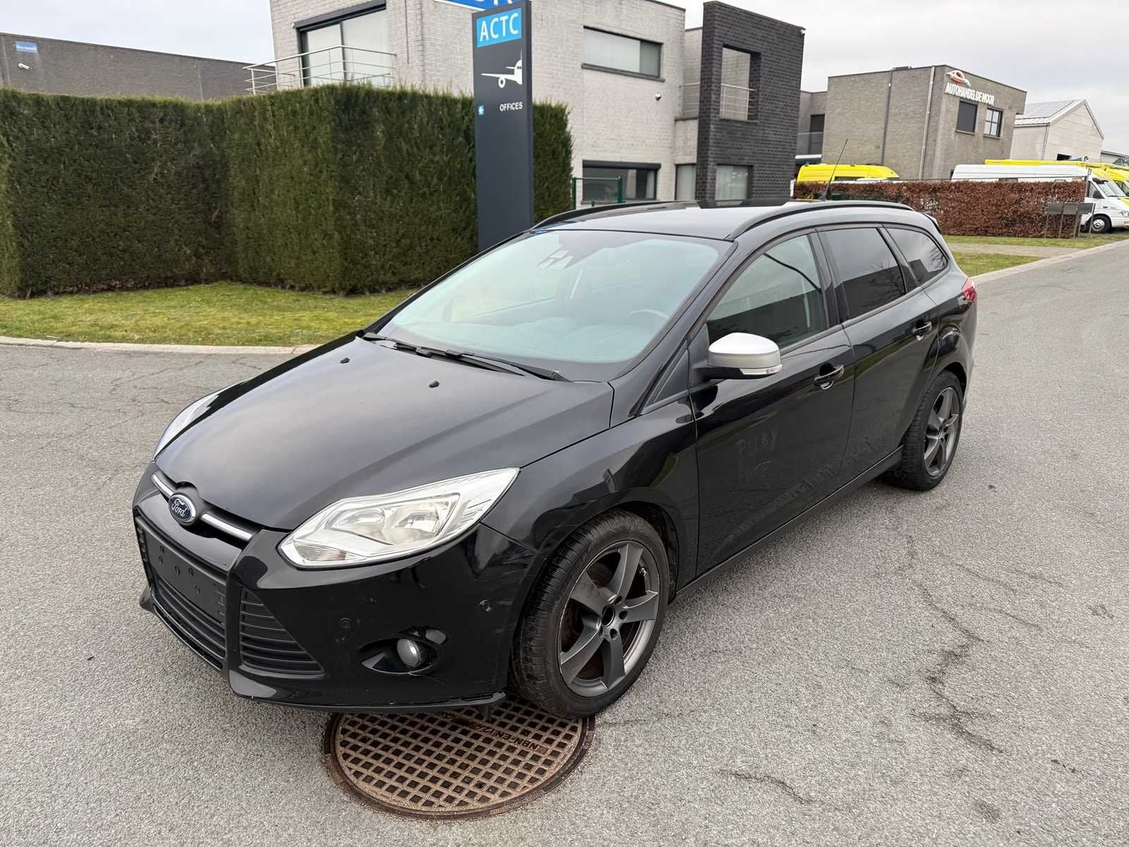 FORD - 2014 - FOCUS - Voiture, Autos, Ford, Focus, Euro 5, Achat, Entreprise