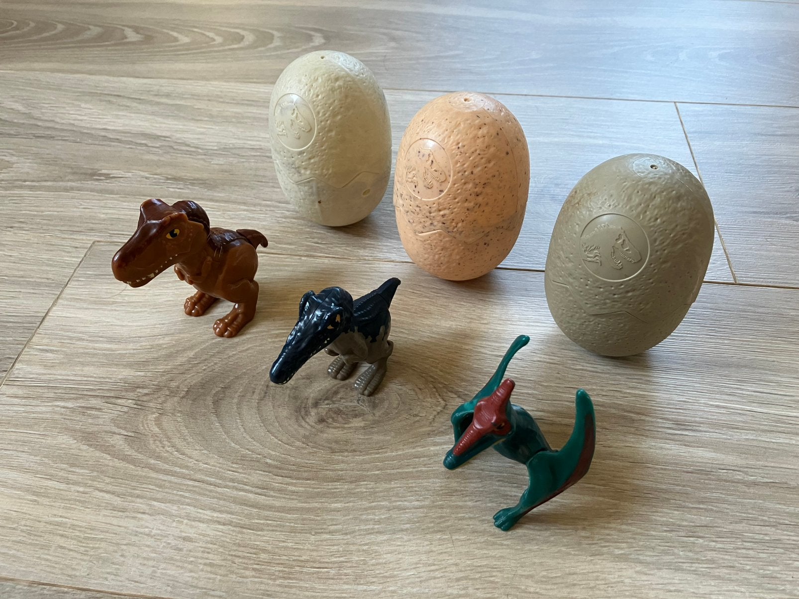 Jurassic Park dino-eieren, Ophalen, Zo goed als nieuw
