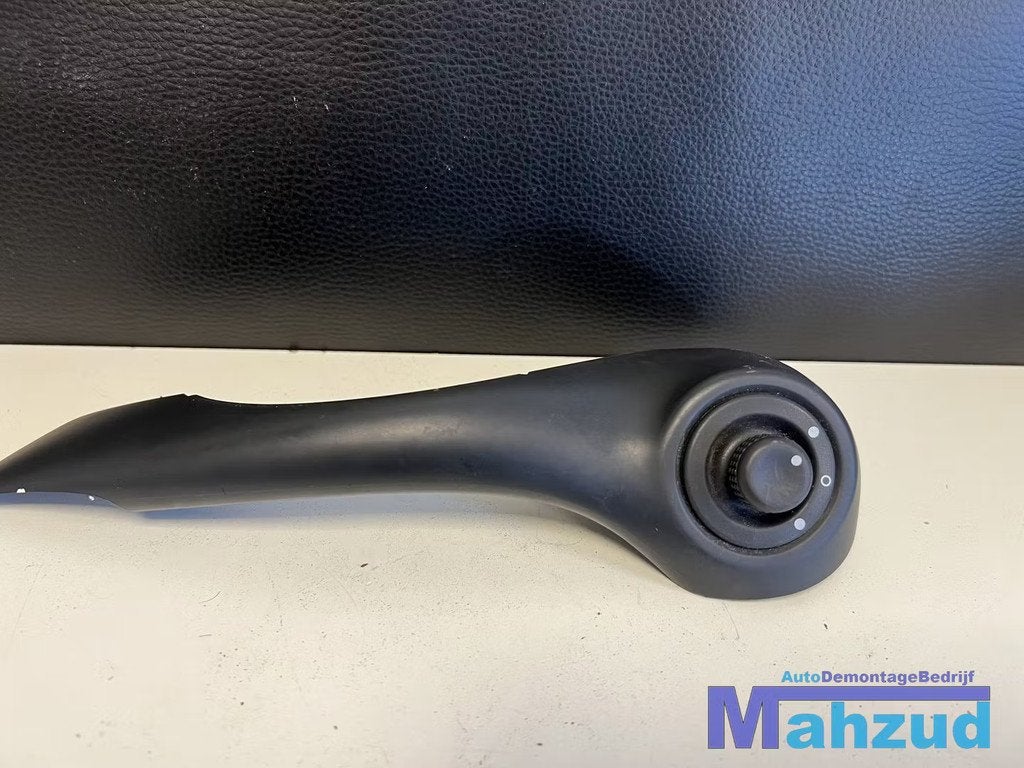 RENAULT CLIO 3 Spiegelverstelling schakelaar, Renault Group, Contact.group@renault.com, Renault, Utilisé