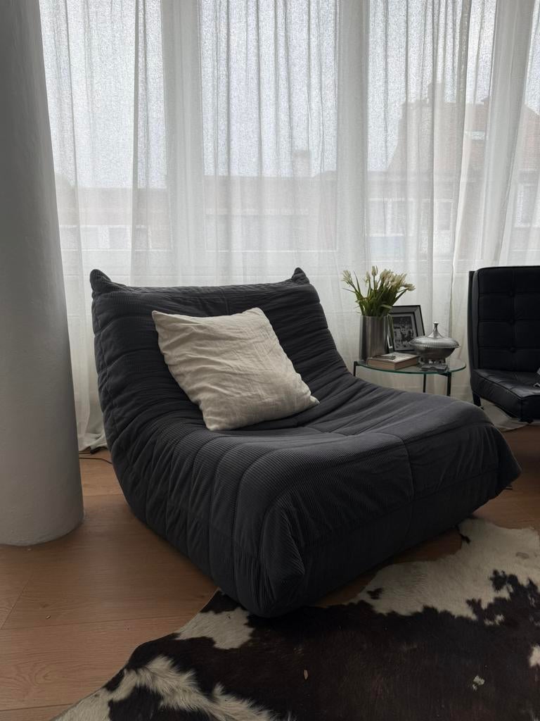 Fauteuil lounge style Togo — tissu côtelé gris anthracite, Enlèvement, Comme neuf, Gris