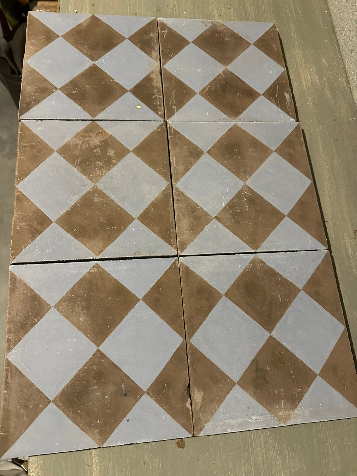 Carreaux, Enlèvement, Comme neuf