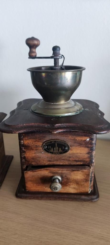 Moulin à café ancien Armin en bois – pièce vintage, Enlèvement ou Envoi