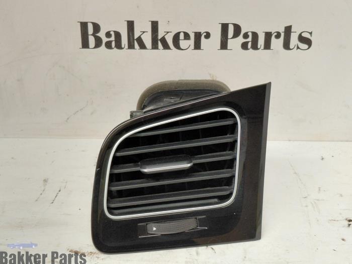 Grille aération tableau de bord d'un Volkswagen Golf, -, Volkswagen, -, 3 mois de garantie
