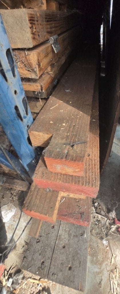 Grote partij constructiehout, Ophalen, Gebruikt, 25 tot 50 mm, 200 tot 250 cm