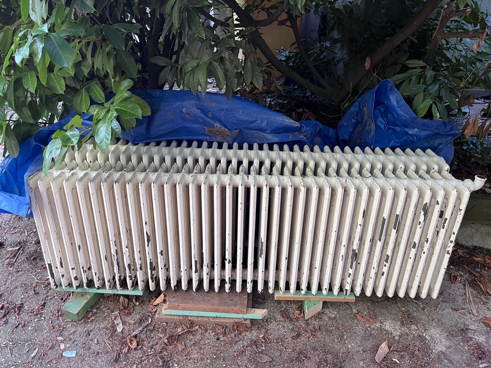 Gietijzeren radiator, Ophalen, Zo goed als nieuw, Radiator