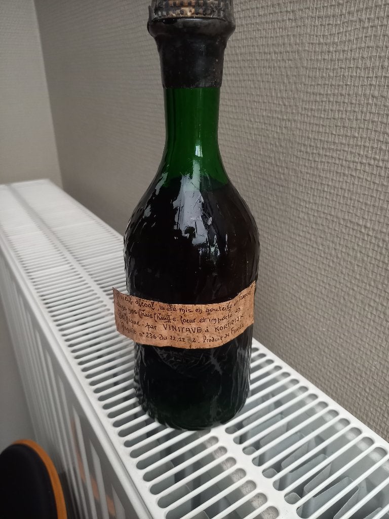 bouteille de vin, Enlèvement ou Envoi, Neuf, Autres types, Pleine