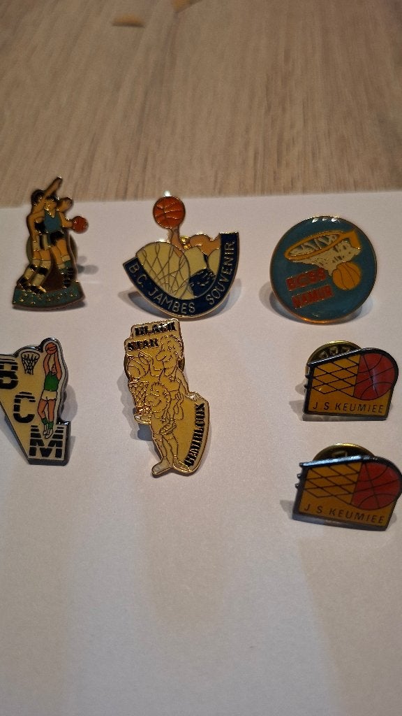 Pin's, Enlèvement ou Envoi, Neuf, Sport, Insigne ou Pin's