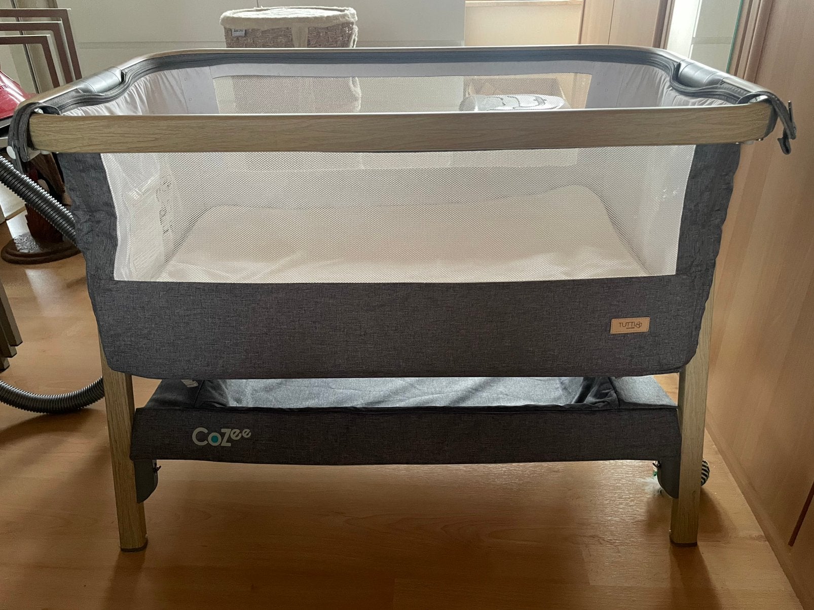Tutti bambimi co sleeper cozee, Kinderen en Baby's, Ophalen, Zo goed als nieuw