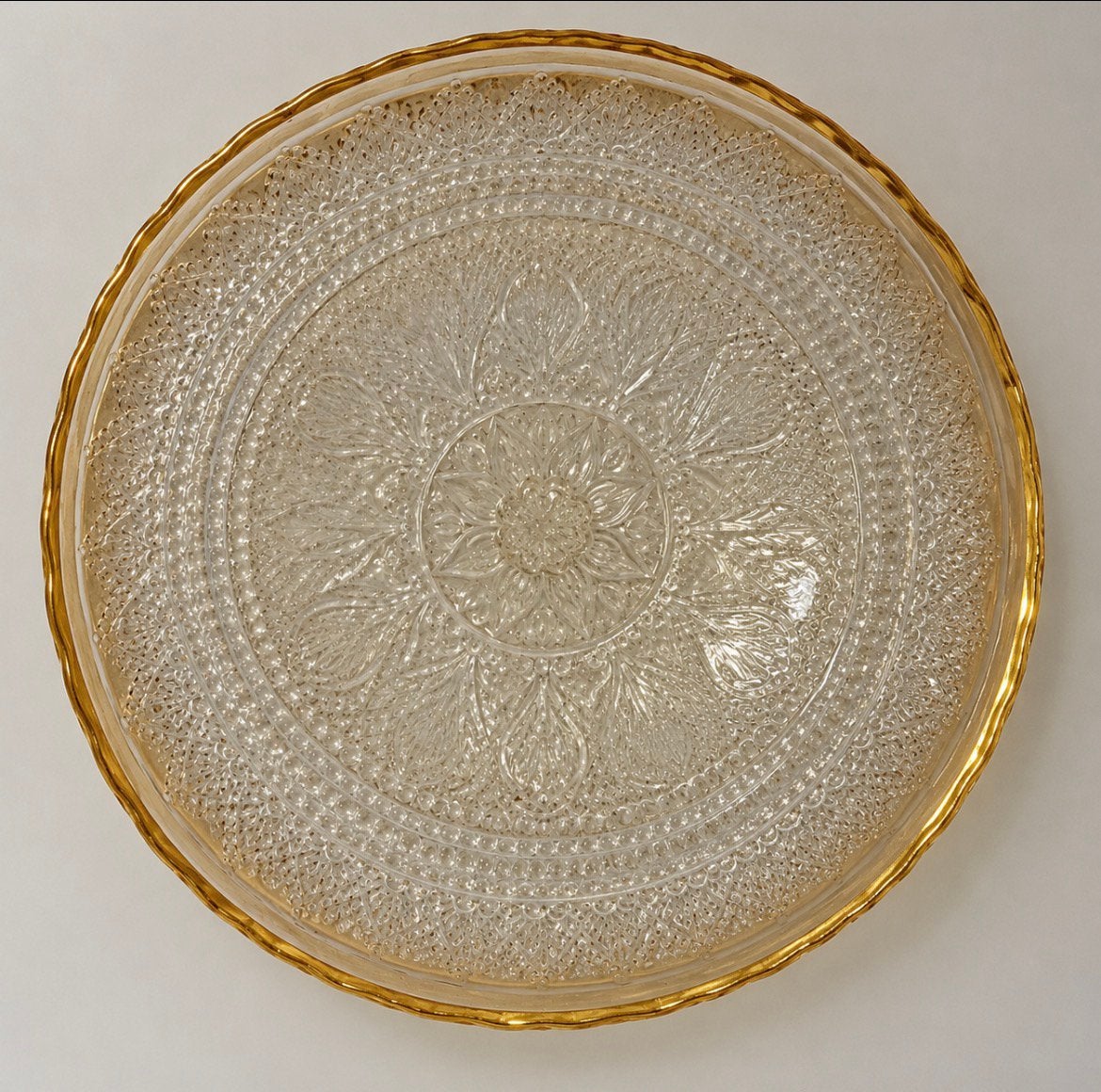 10 assiettes interieur transparent vote doré, Enlèvement ou Envoi, Comme neuf