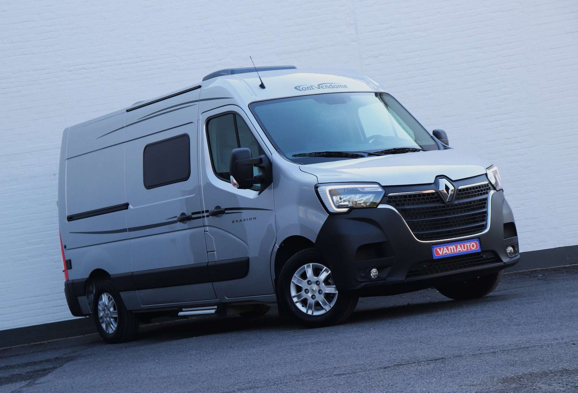 Renault Master Van XS Font Vendome 2.3 D Camper - 4 Seat/Cru, 100 kW, 4 zetels, Stof, Gebruikt