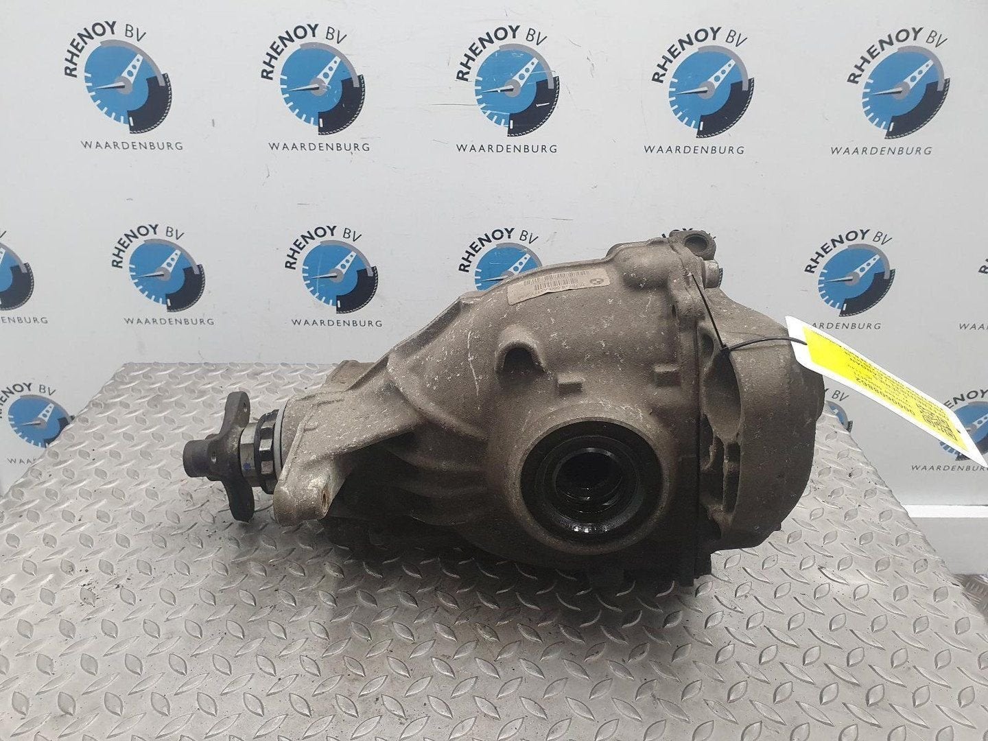 BMW 5 SERIES 528i High Executive  DIFFERENTIEEL / CARDAN 201, Enlèvement ou Envoi, Utilisé, ARN reconnu