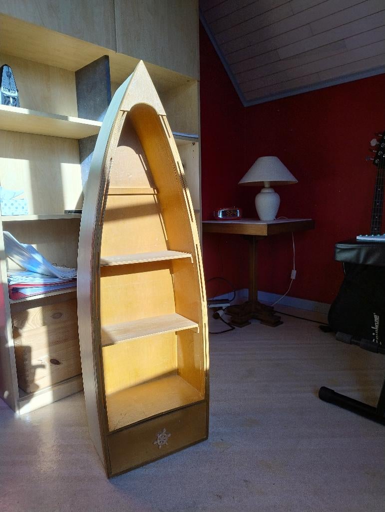 Belle boîte en bois en forme de bateau, Antiquités & Art, Enlèvement