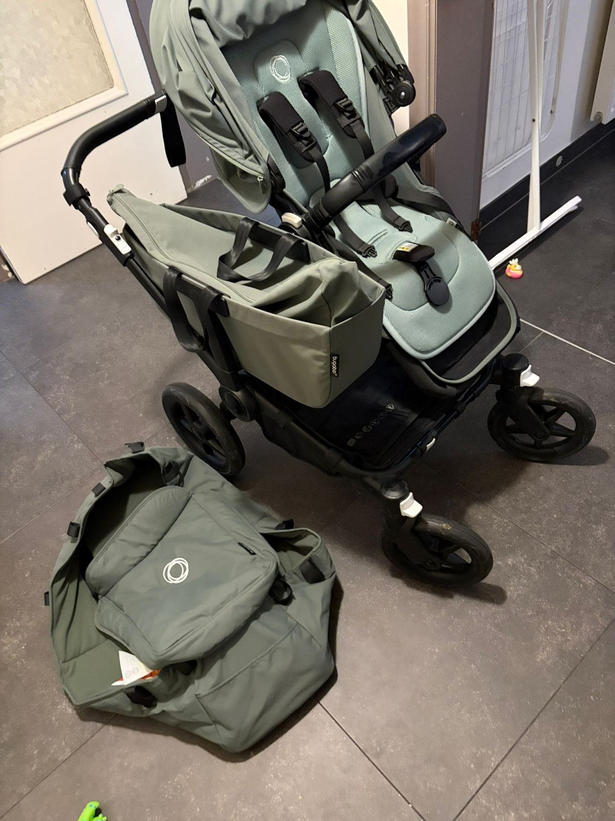 Bugaboo donkey 5 mono, Kinderen en Baby's, Buggy's, Ophalen, Zo goed als nieuw