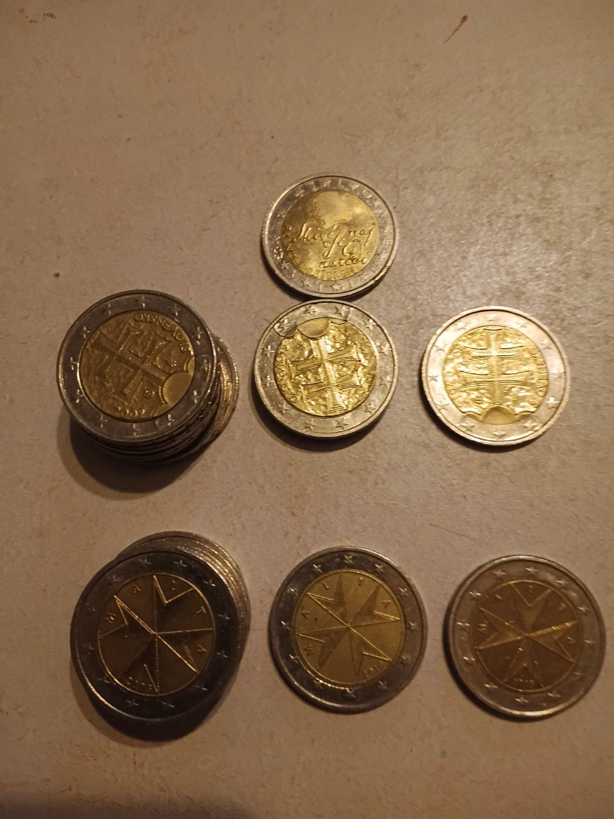 2 euromunten van Malta en Slovenië, Timbres & Monnaies, Monnaies | Europe | Monnaies euro, Enlèvement, Malte, 2 euros