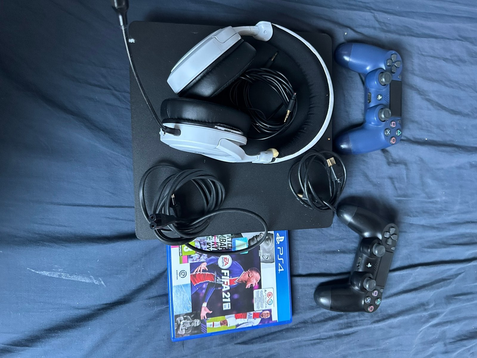 Ps4 2 controllers, Games en Spelcomputers, Ophalen, Zo goed als nieuw, Controller, Sony PlayStation