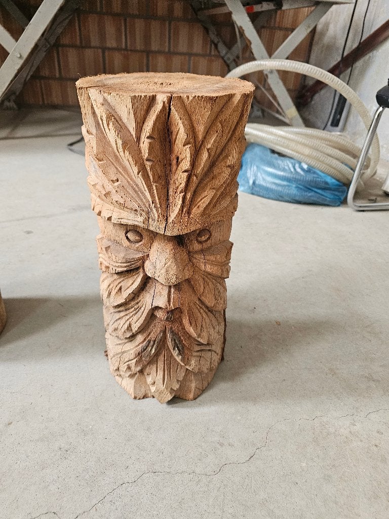 Houten totem, Ophalen, Nieuw, Hout, Overige typen