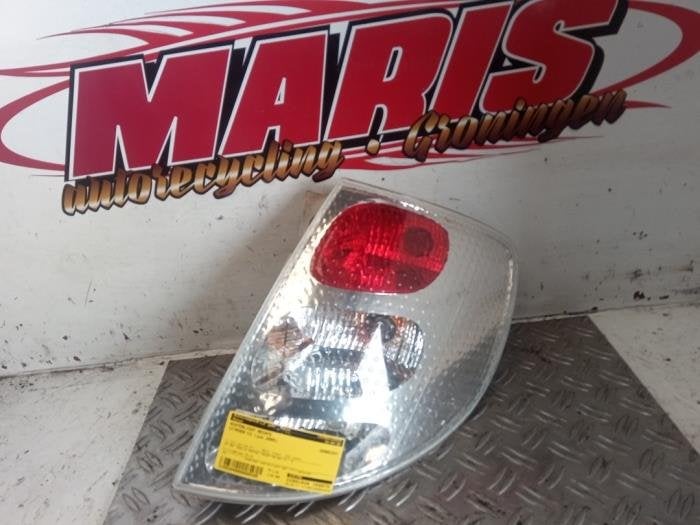 Feu arrière droit d'un Citroen C3, Autos : Pièces & Accessoires, -, 3 mois de garantie, Utilisé, -