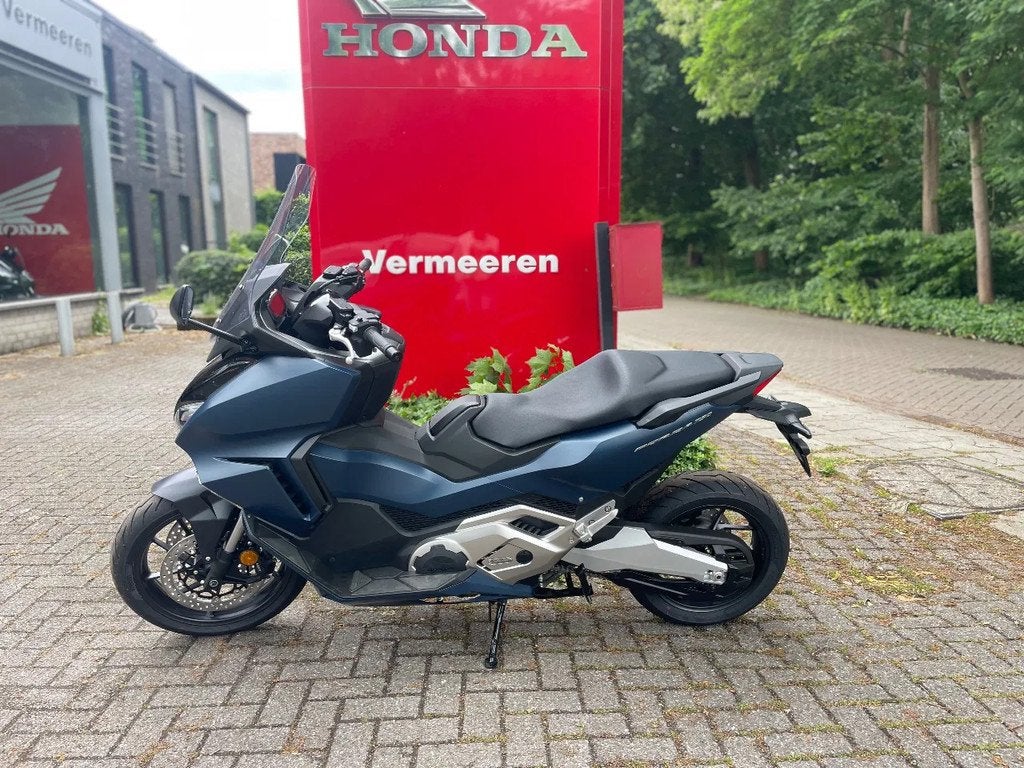 Honda NSS750 Forza (année de construction 2024), Entreprise, Scooter, 750 cm³