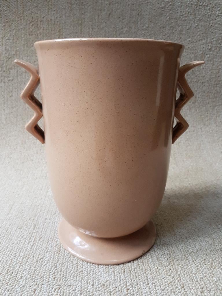 Vase vintage années 50 à anses zigzag, Antiquités & Art, Antiquités | Céramique & Poterie, Enlèvement