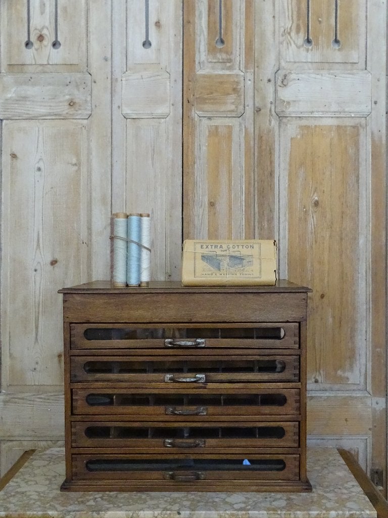 Oude garenkast, Antiek en Kunst, Ophalen of Verzenden