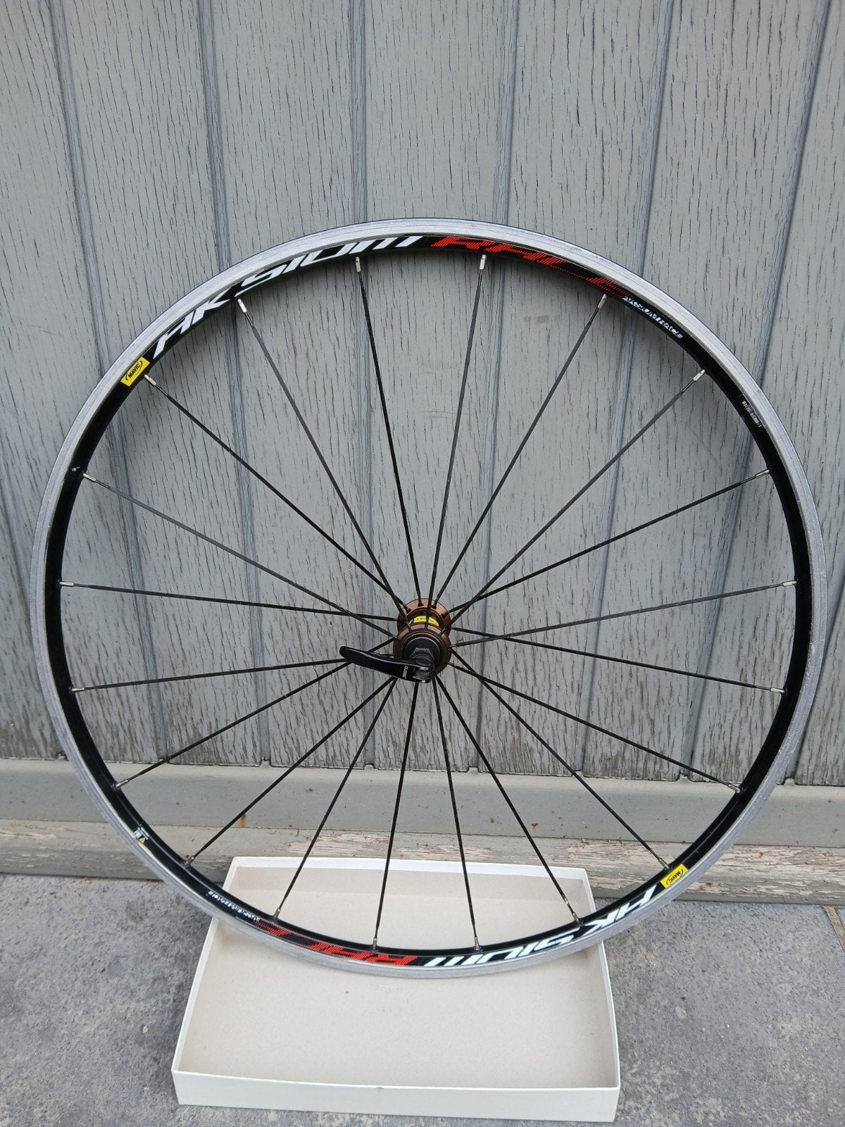 Voorwiel koersfiets Mavic Aksium Race, Ophalen, Gebruikt, Aluminium, 28 inch