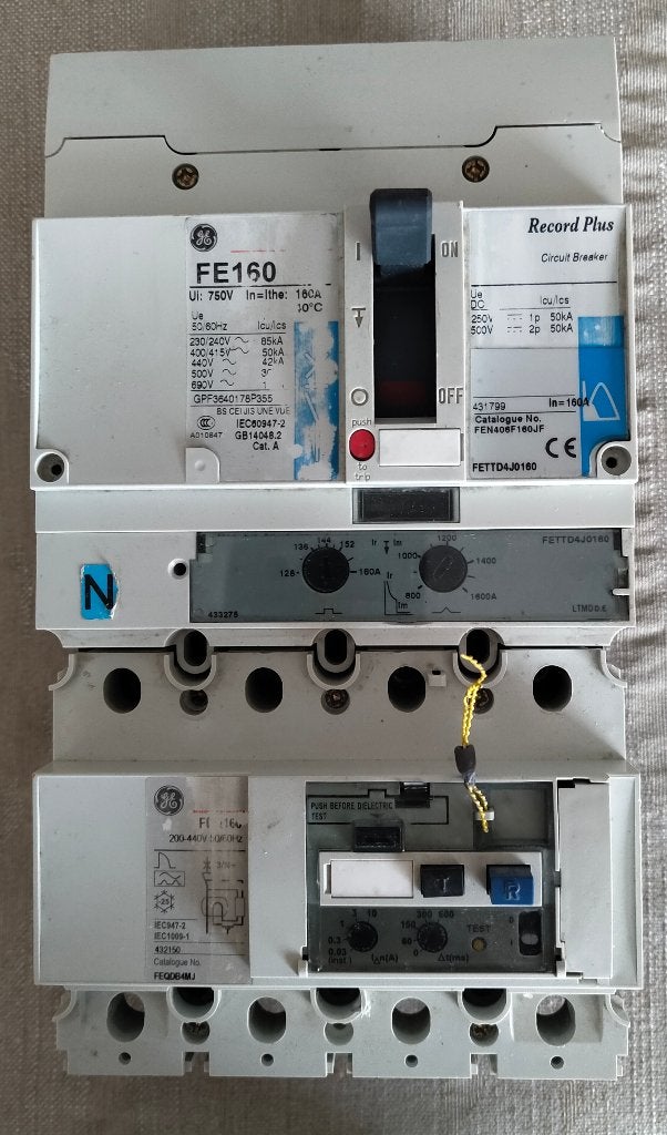 GE / Vynckier / ABB FE160 Record plus + differentieel, Ophalen, Gebruikt, ABB, Schakelaar