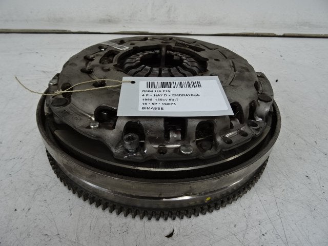 VOLANT MOTEUR BI-MASSE BMW 1 serie (F20) (01-2010/06-2019), Autos : Pièces & Accessoires, Mevr. I. Hauben, Utilisé, BMW, Rue de l'Espoir 34 34
4030  GRIVEGNÉE, BE