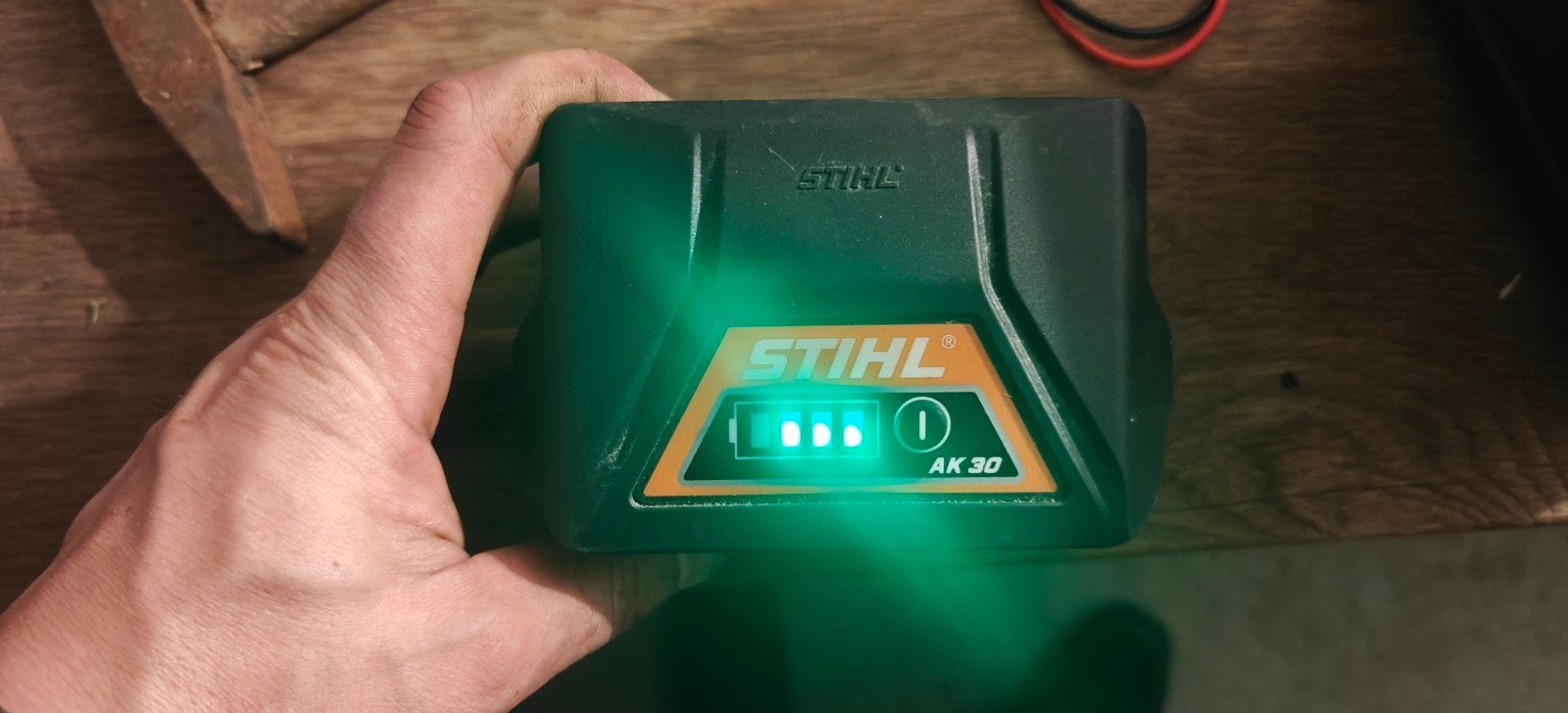 Stihl ak30, Utilisé