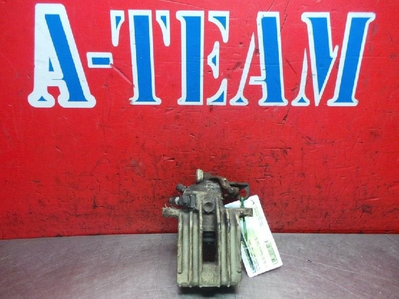 REMKLAUW LINKS ACHTER Volkswagen New Beetle (9C1 / 9G1), Gebruikt, Volkswagen