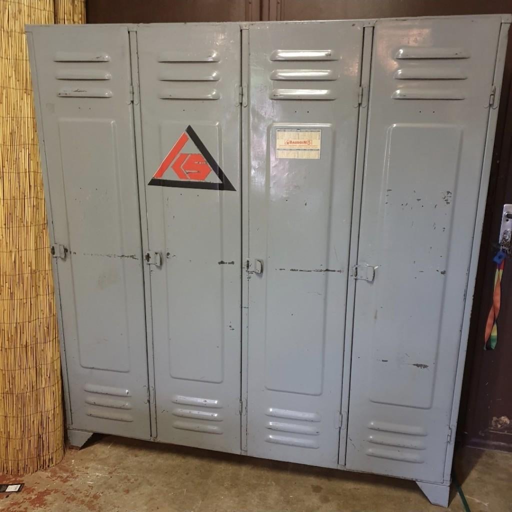 Metalen 4 deurs lockerkast, Huis en Inrichting, Kasten | Lockerkasten, Ophalen, Gebruikt, Vintage